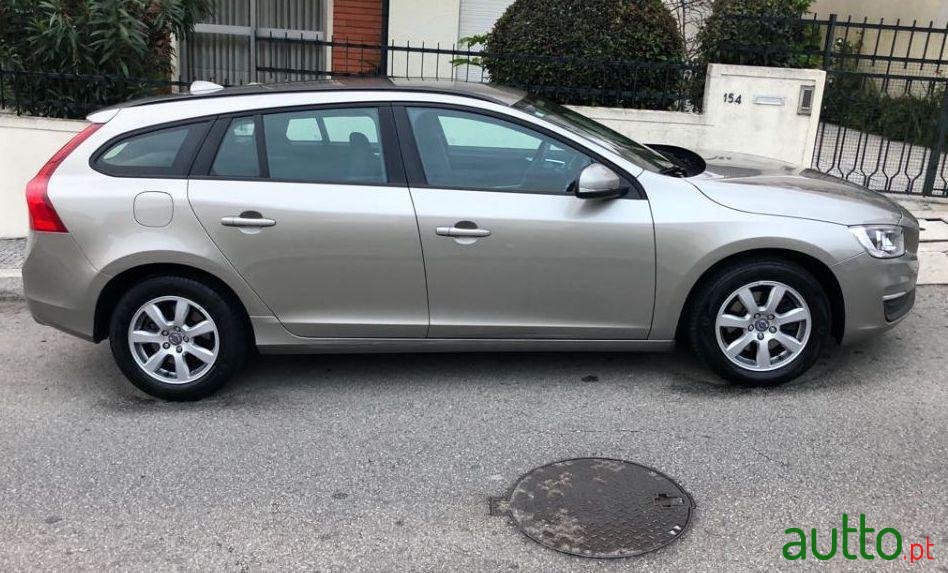 2013' Volvo V60 photo #4