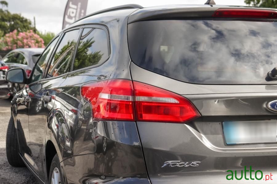 2018' Ford Focus Sw photo #5