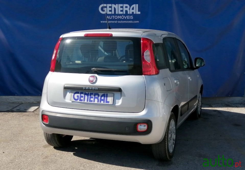 2019' Fiat Panda photo #4