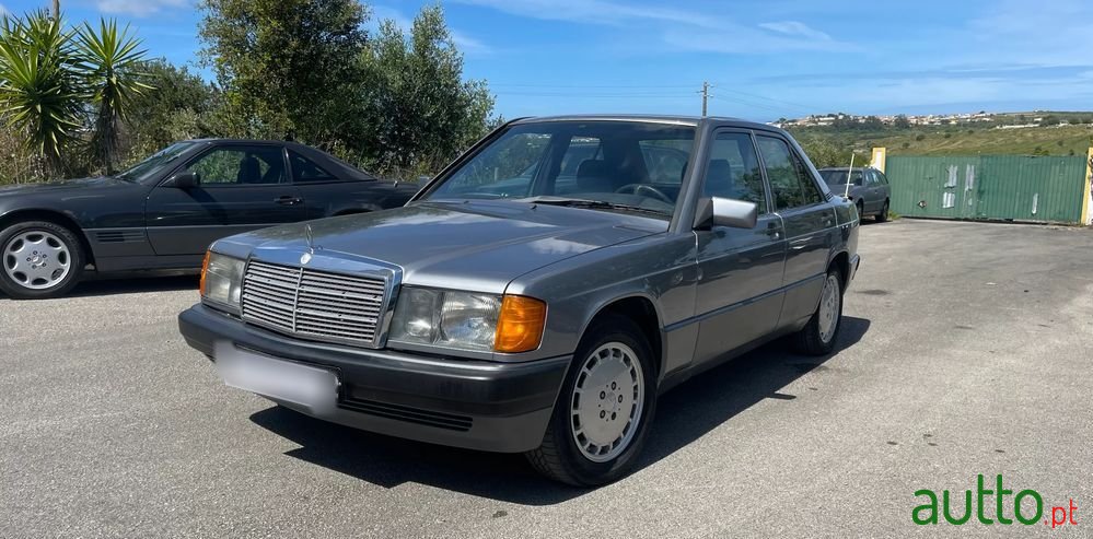 1992' Mercedes-Benz W201 190 E 2.3 photo #4
