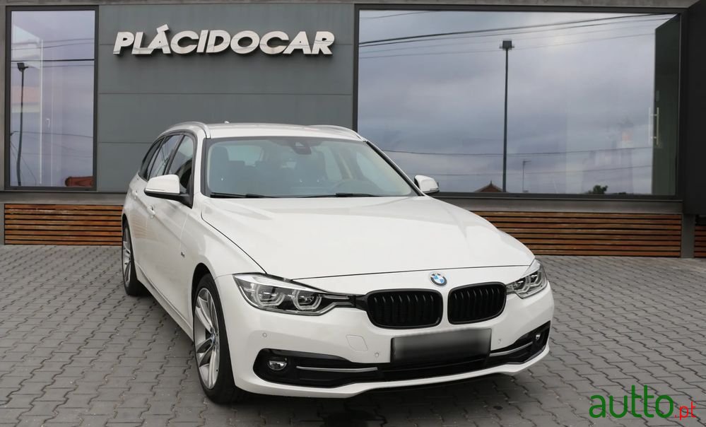 2017' BMW Série 3 D Touring photo #1