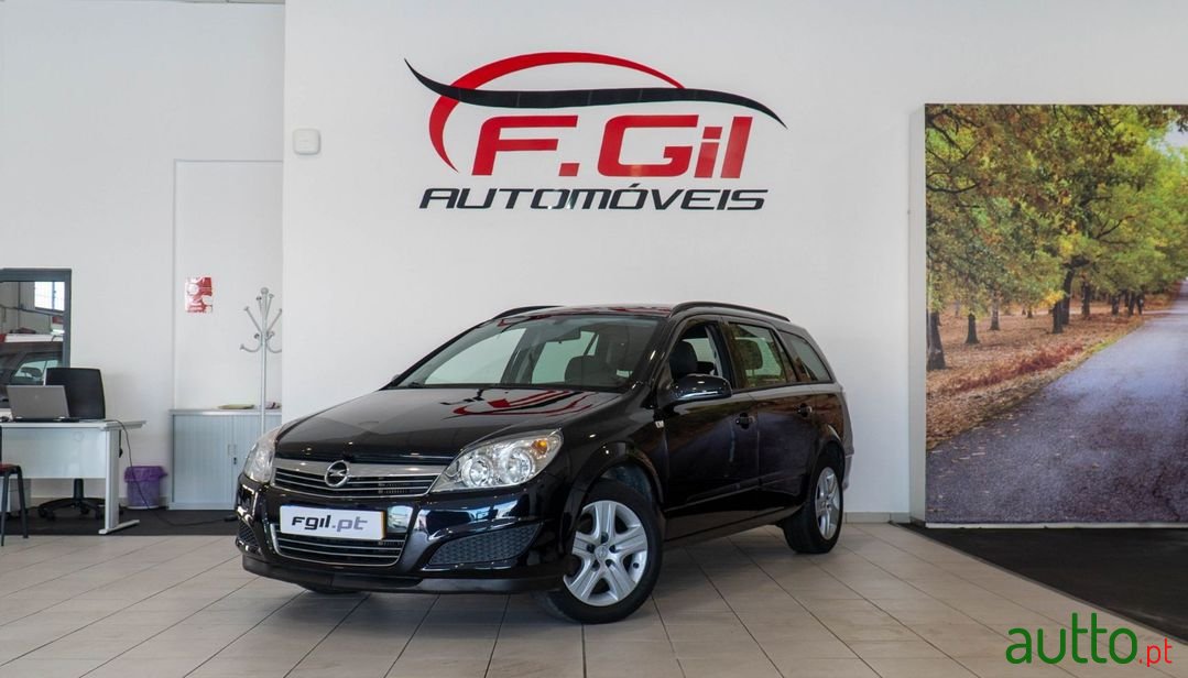 2009' Opel Astra Caravan photo #1