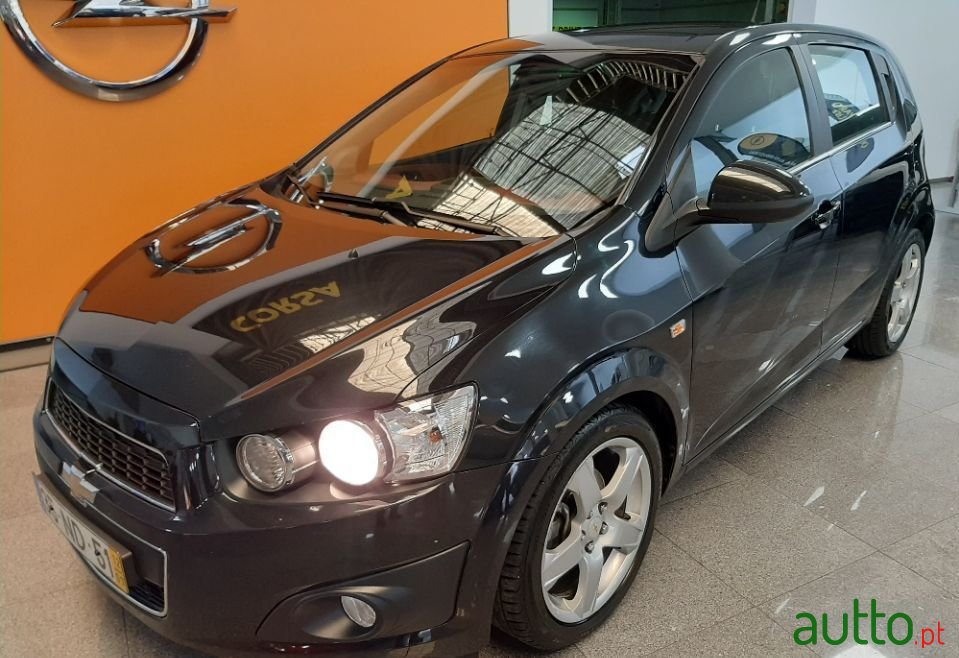 2012' Chevrolet Aveo photo #2