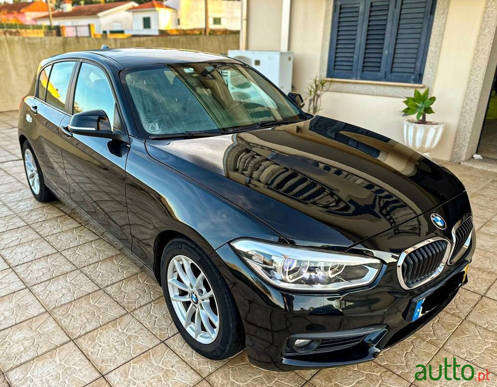 2015' BMW Série 1 D photo #2