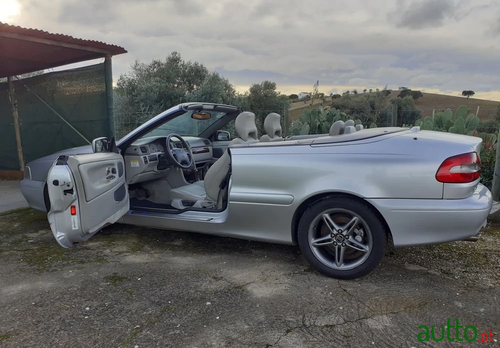 1999' Volvo C70 photo #2