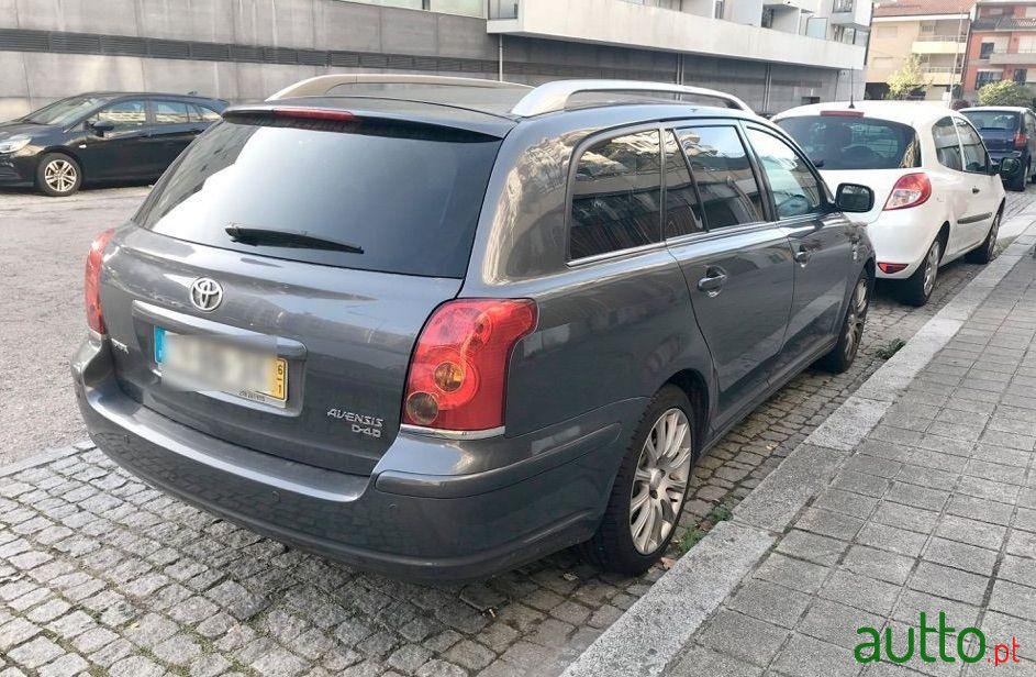 2006' Toyota Avensis photo #3