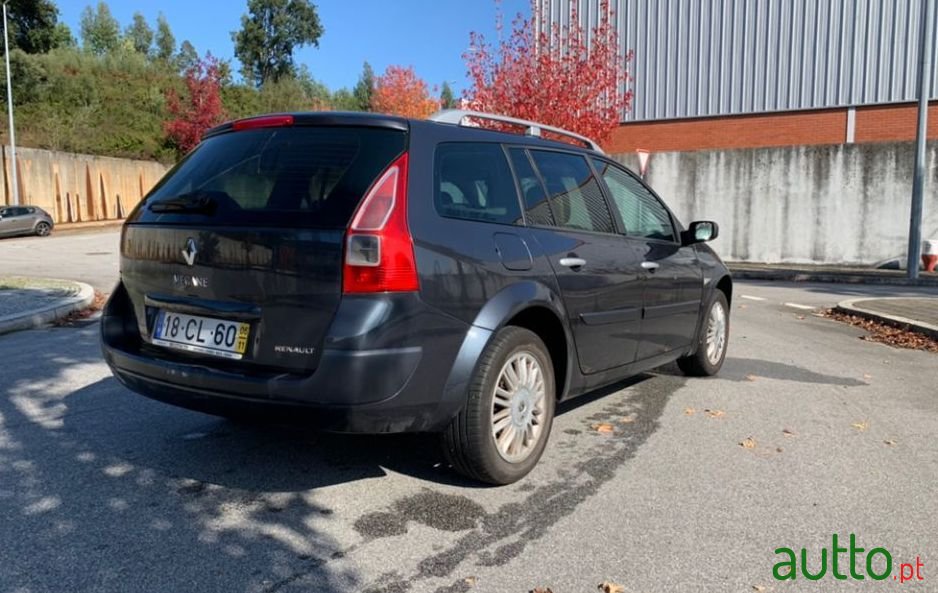 2006' Renault Megane Break photo #1