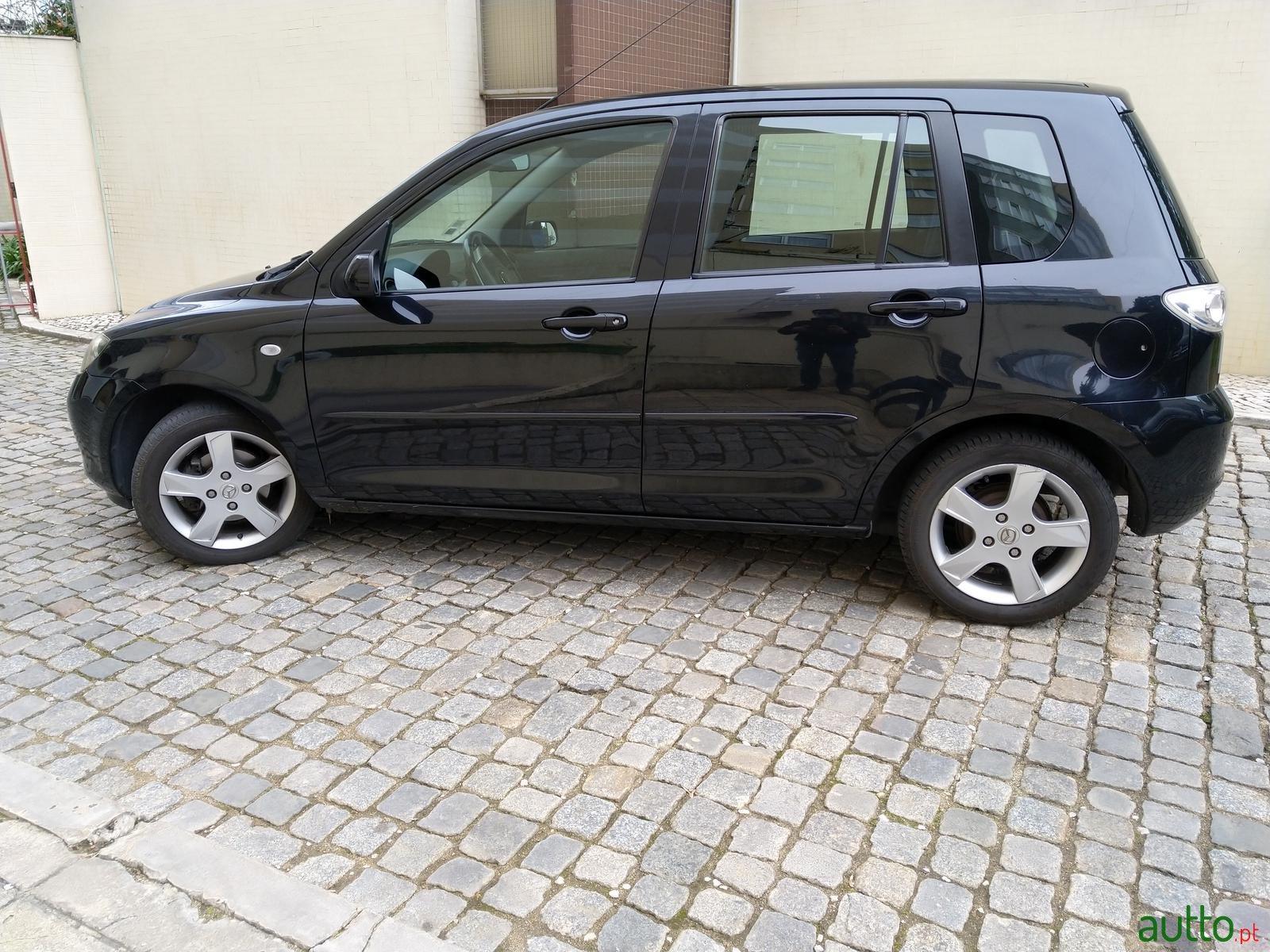 2007' Mazda 2 1,2 photo #3