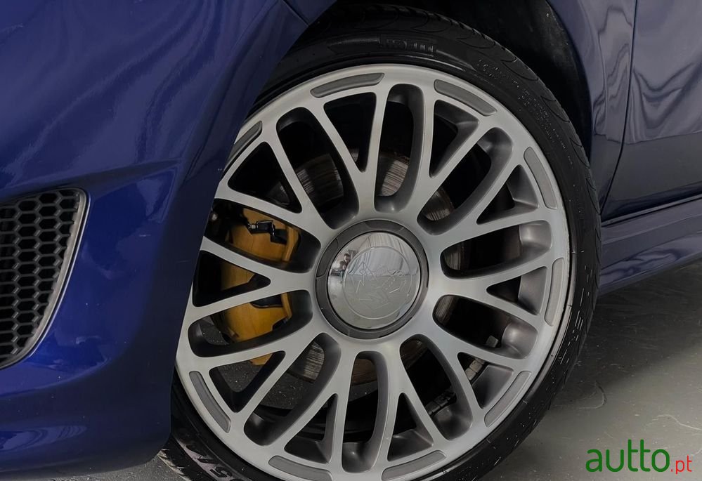 2016' Abarth 595C photo #6