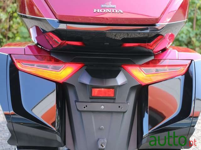 2018' Honda GL 1800 Goldwing photo #4