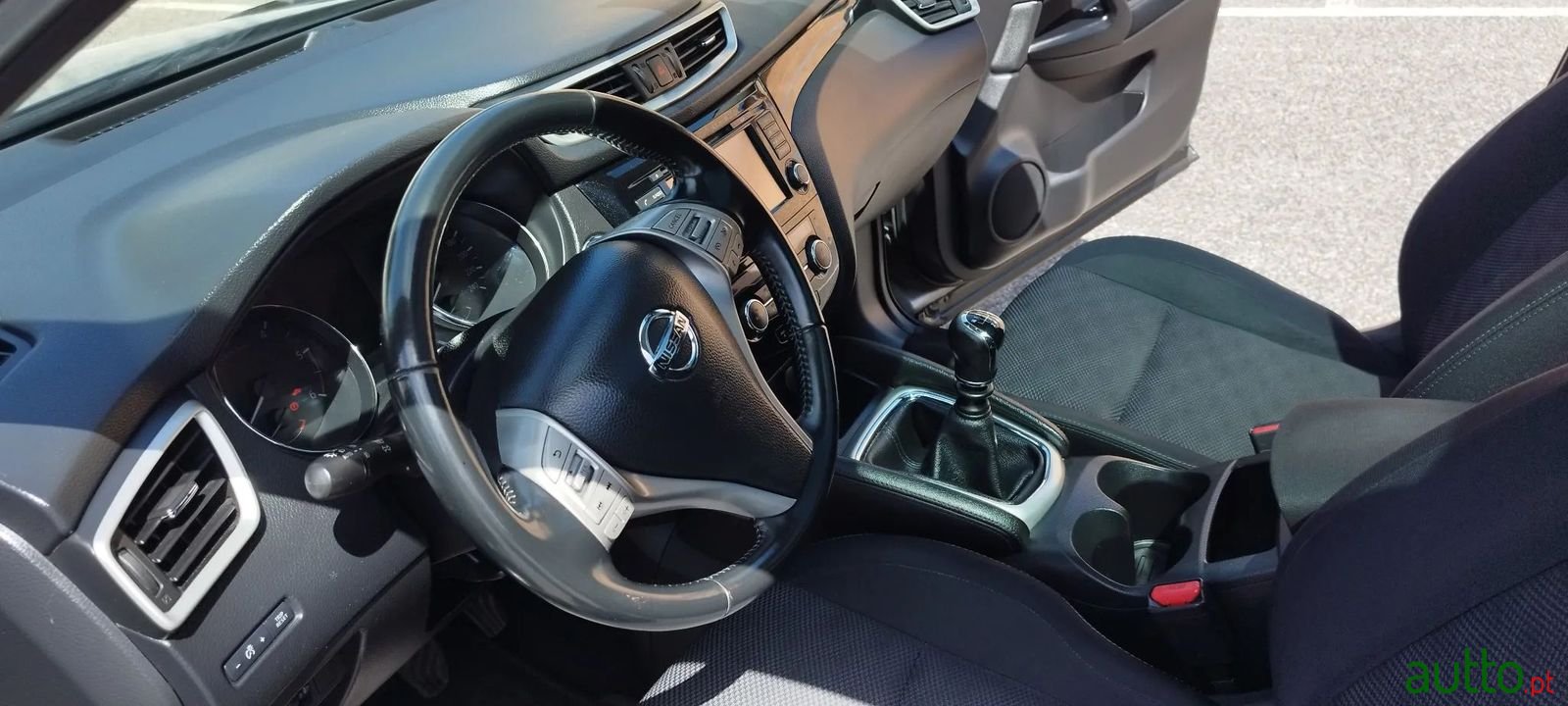 2015' Nissan Qashqai photo #6