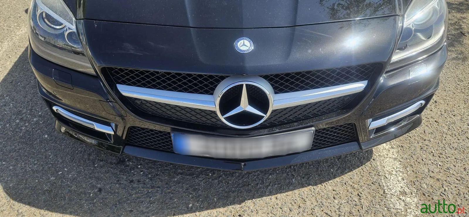 2012' Mercedes-Benz Slk-200 photo #3