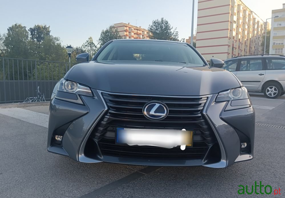 2016' Lexus Gs 300H photo #3