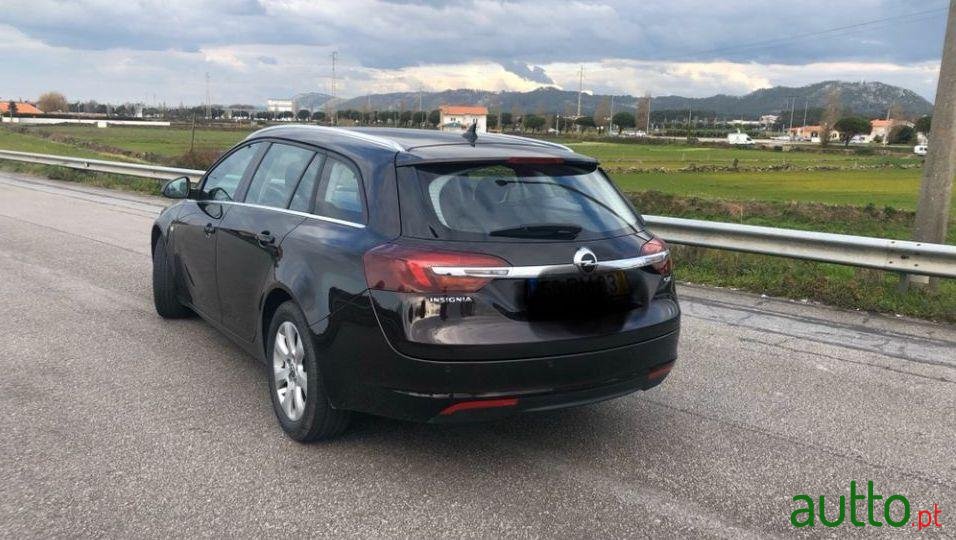 2016' Opel Insignia Sports Tourer photo #1