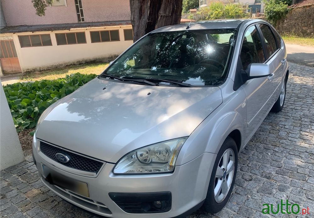 2005' Ford Focus photo #1