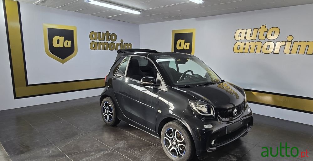 2017' Smart Fortwo photo #1