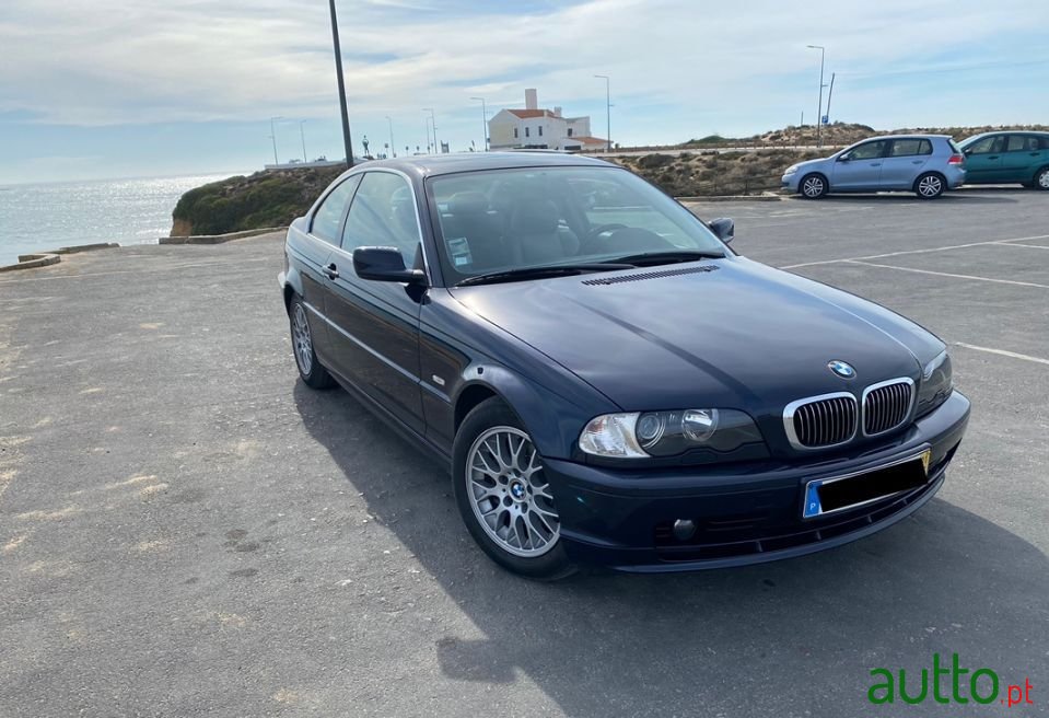 2001' BMW 325 photo #3