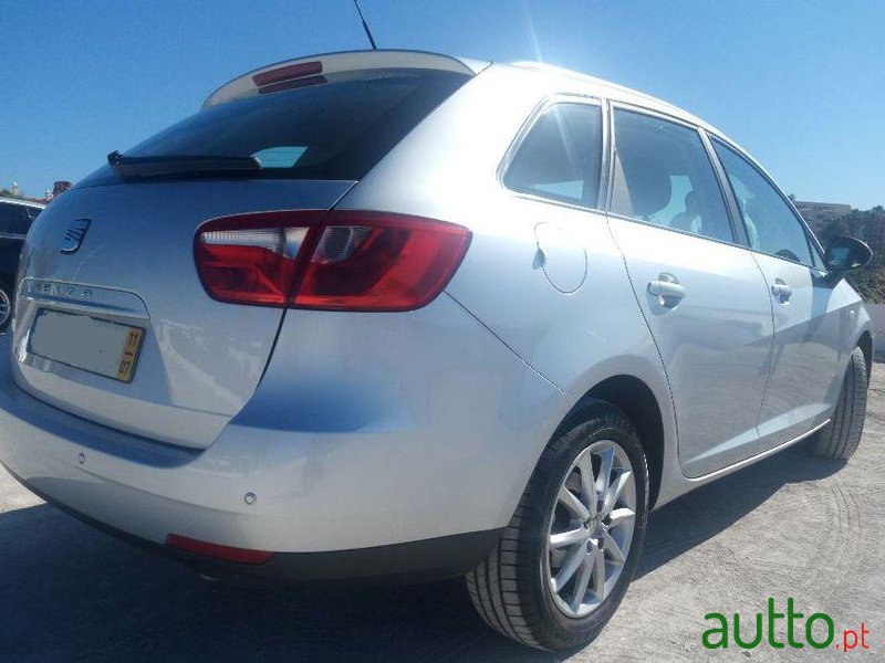 2011' SEAT Ibiza Sport Tourer 1.6 Tdi photo #1