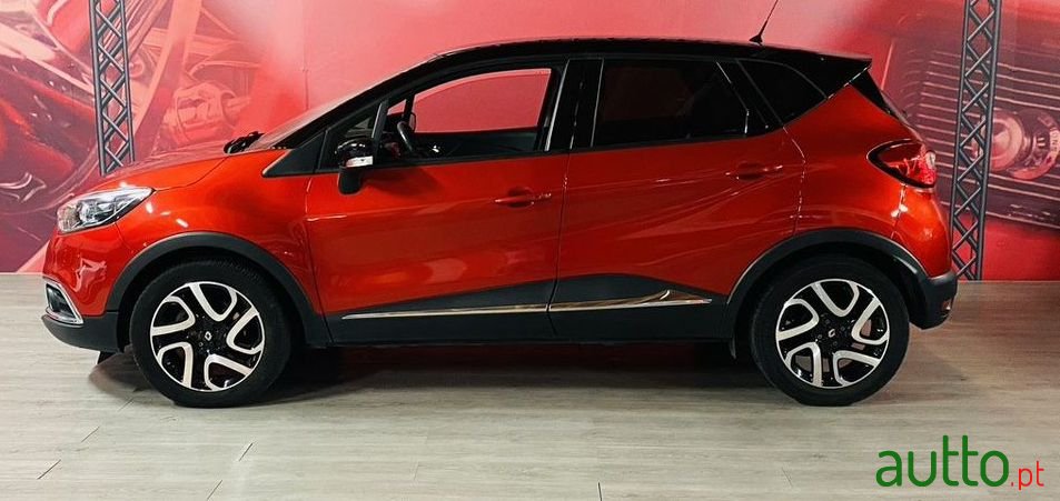 2015' Renault Captur photo #3