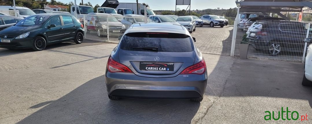 2016' Mercedes-Benz Cla-180 photo #4