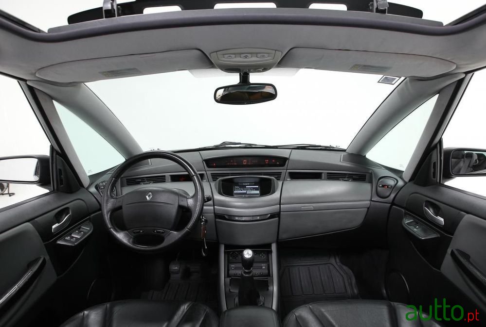 2002' Renault Avantime 3.0 V6 Privilège photo #6