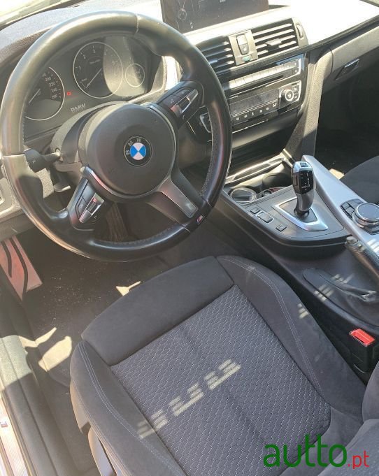 2015' BMW 325 photo #3