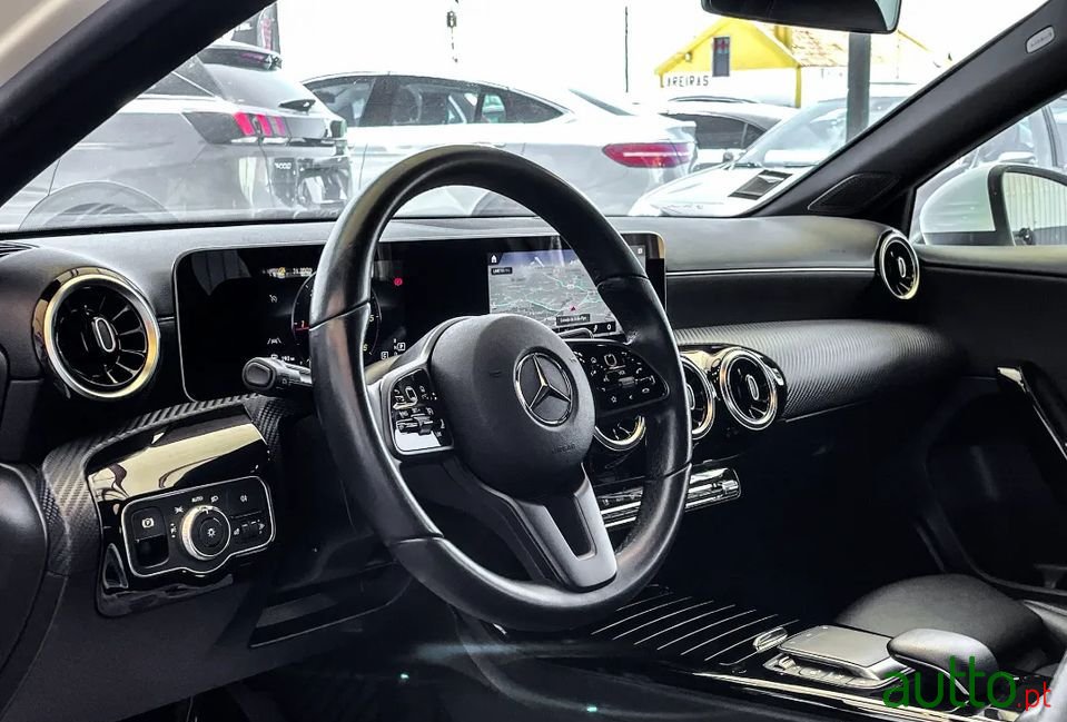 2020' Mercedes-Benz A-180 photo #5