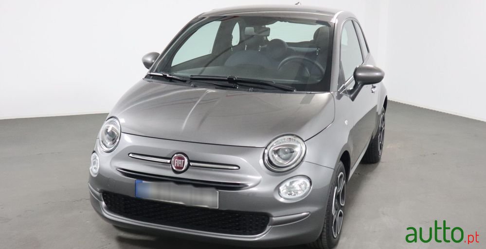 2022' Fiat 500 1.0 Hybrid Club photo #1