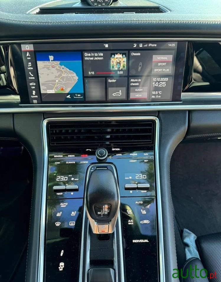 2018' Porsche Panamera 4 E-Hybrid photo #5