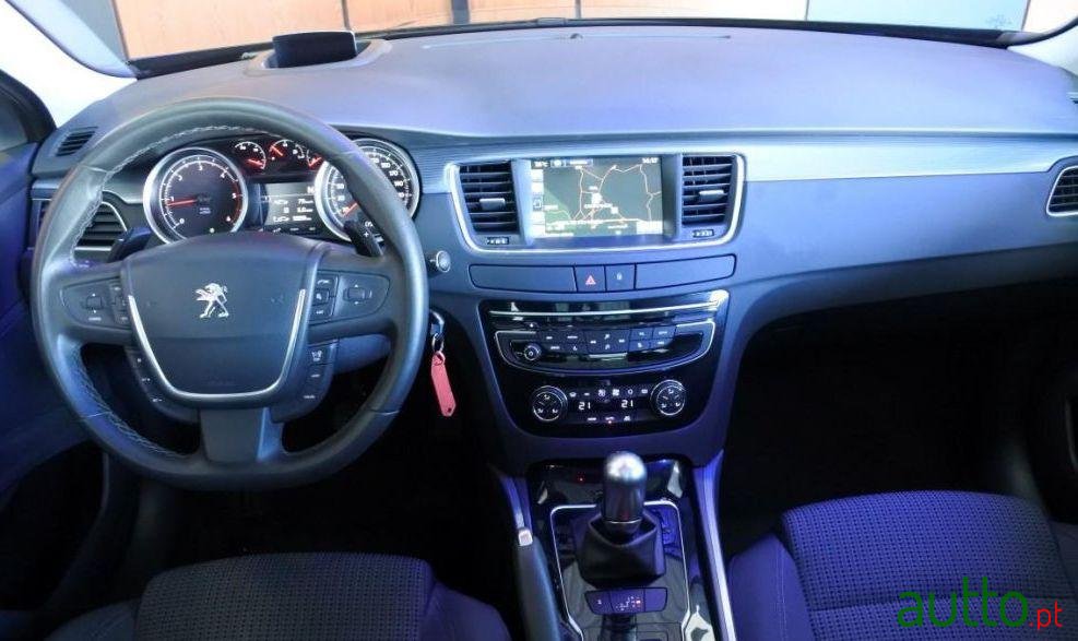 2015' Peugeot 508-Sw photo #1