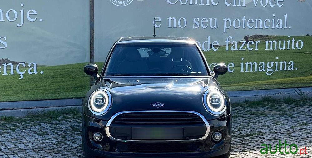 2020' MINI One 5 Portas photo #6