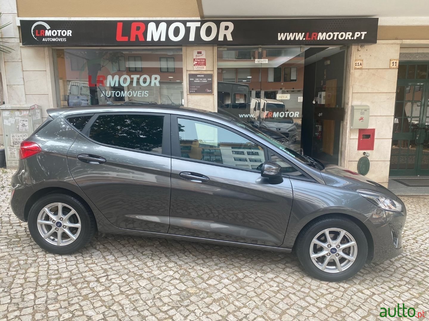 2017' Ford Fiesta photo #1