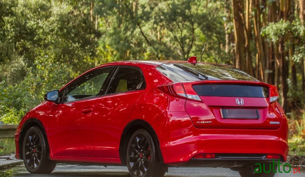 2013' Honda Civic 1.6 I-Dtec Sport photo #6