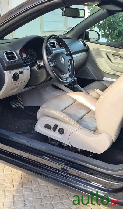 2007' Volkswagen Eos photo #1