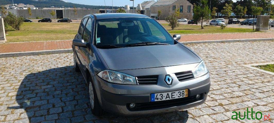 2005' Renault Megane photo #3
