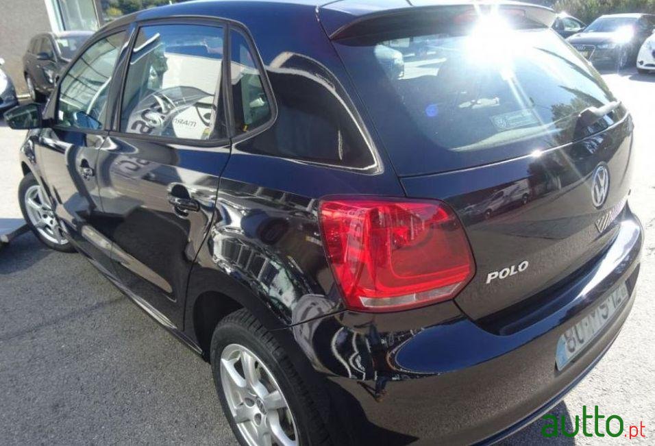 2012' Volkswagen Polo photo #2