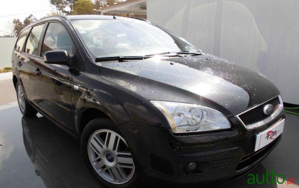 2007' Ford Focus Sw photo #2