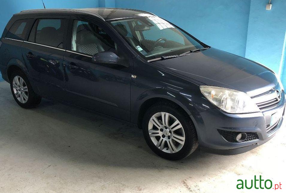 2008' Opel Astra-Caravan 1.7Cdti 125Cv photo #1