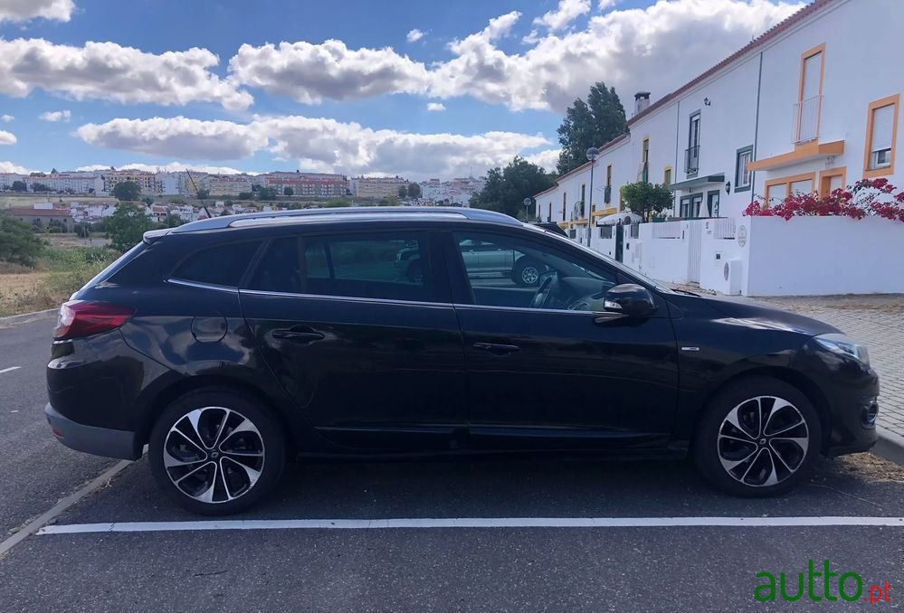 2015' Renault Mégane Sport Tourer photo #2