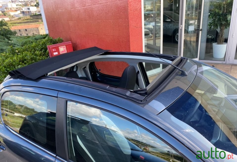 2017' Peugeot 108 photo #4