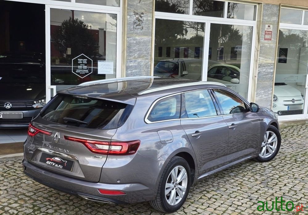 2017' Renault Talisman Sport Tourer photo #2