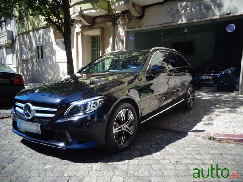 2020' Mercedes-Benz C 300 D Avantgarde photo #2