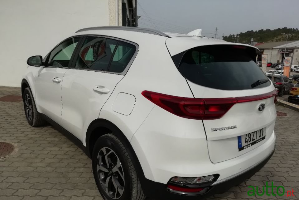 2020' Kia Sportage photo #4