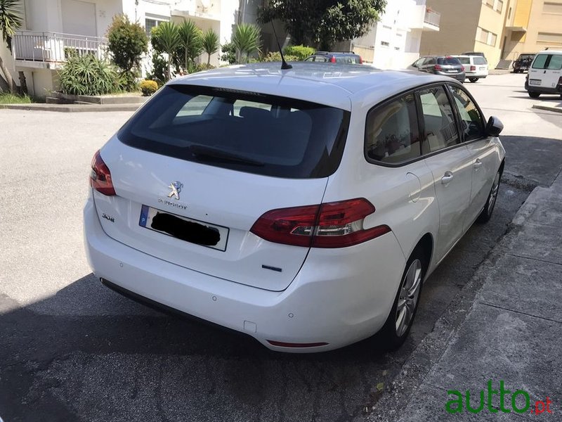 2015' Peugeot 308 Sw photo #3