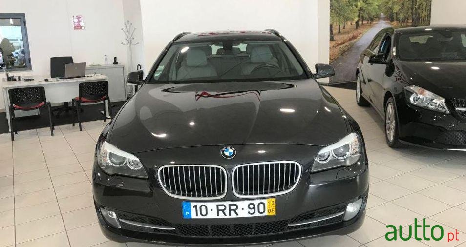 2013' BMW 520 D photo #1