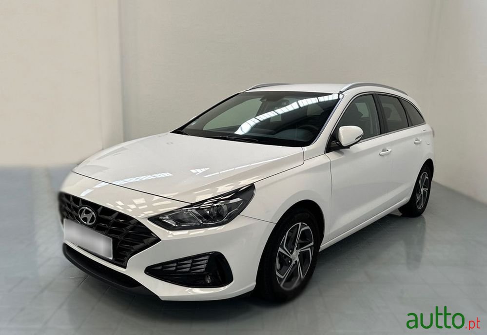 2023' Hyundai i30 Sw photo #1