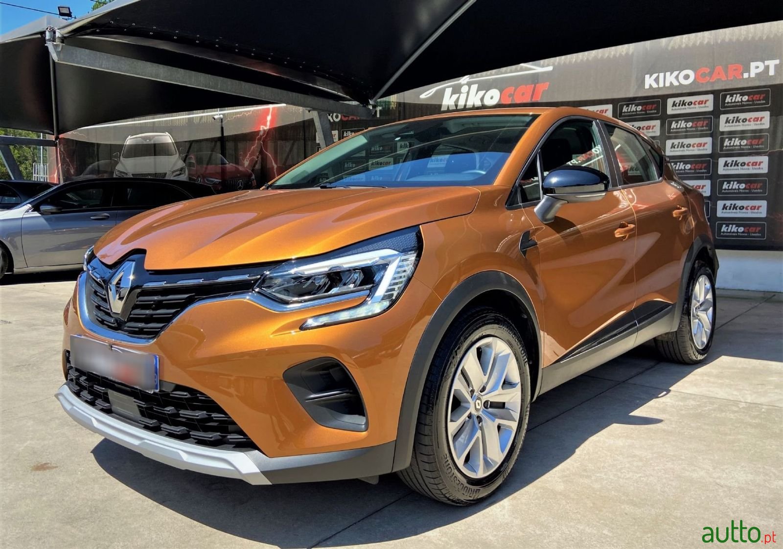 2021' Renault Captur photo #3