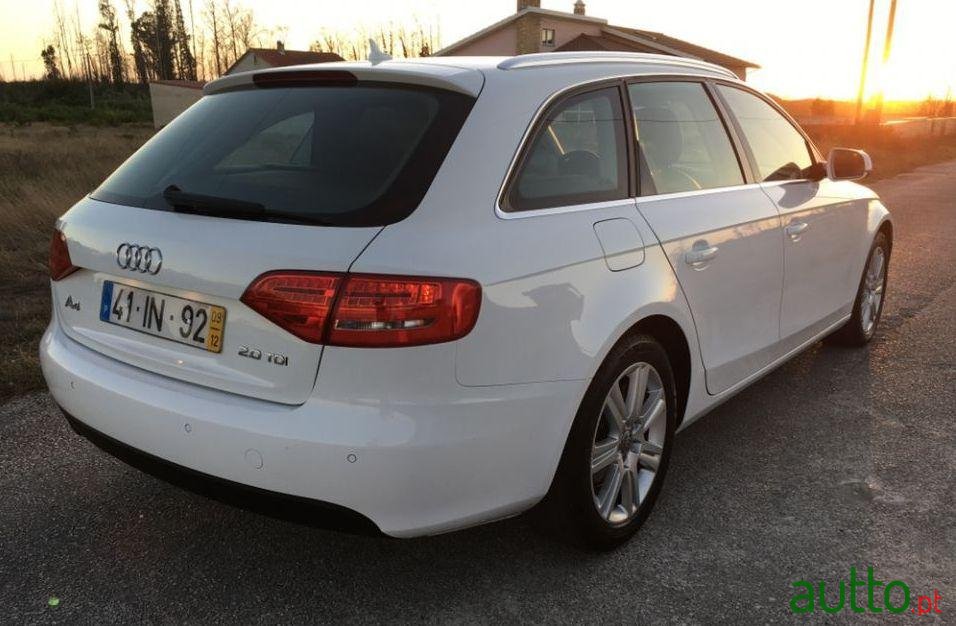 2009' Audi A4 Avant photo #4