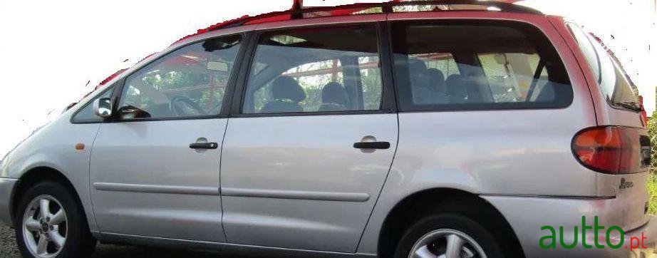 1999' Volkswagen Sharan photo #2