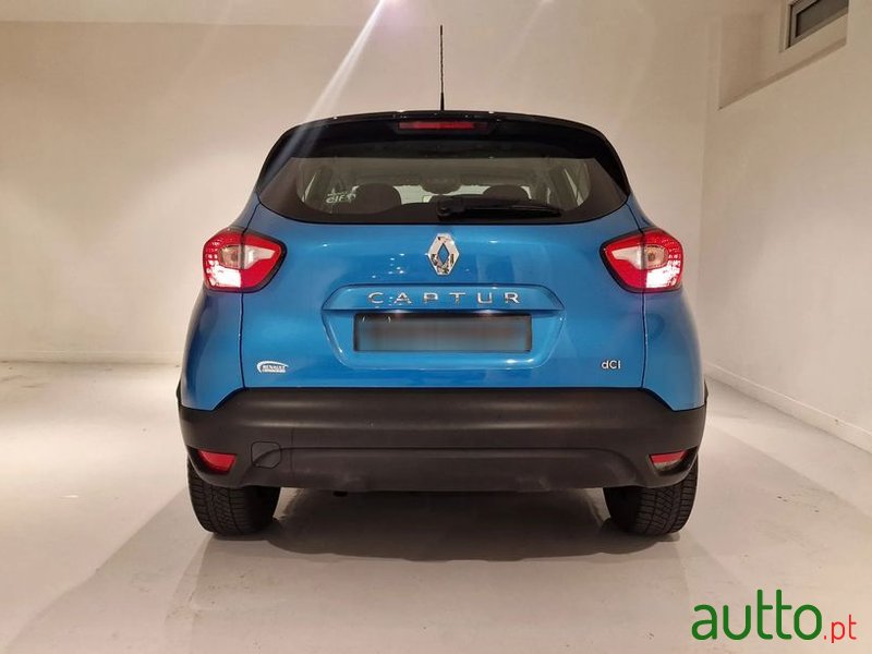 2015' Renault Captur photo #3